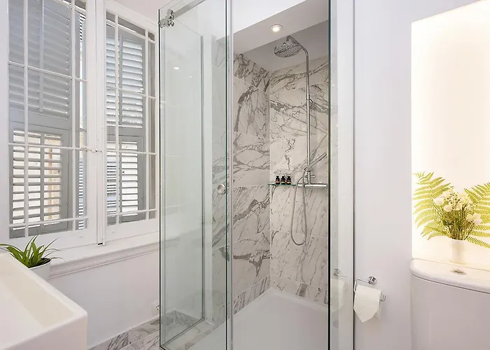 Merchant Liston * Corfu (city)