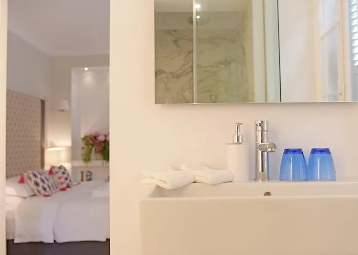 Merchant Liston * Corfu (city)